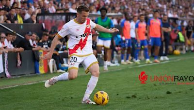 Balliu cumple 100 partidos con el Rayo Vallecano en Primera División