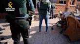 Investigada una mujer por dirigir una residencia de mayores clandestina en un chalet particular en la Vega Baja