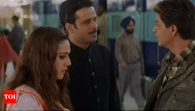 Manoj Bajpayee talks about his character in Yash Chopra's 'Veer Zaara': 'I was more like a guest in the film' | Hindi Movie News - Times of India