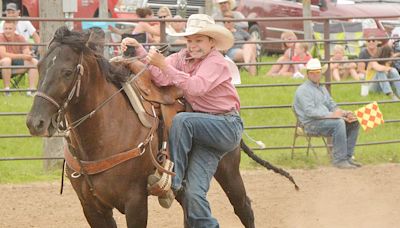 Area youth represent South Dakota in national Junior High, Little Britches rodeos