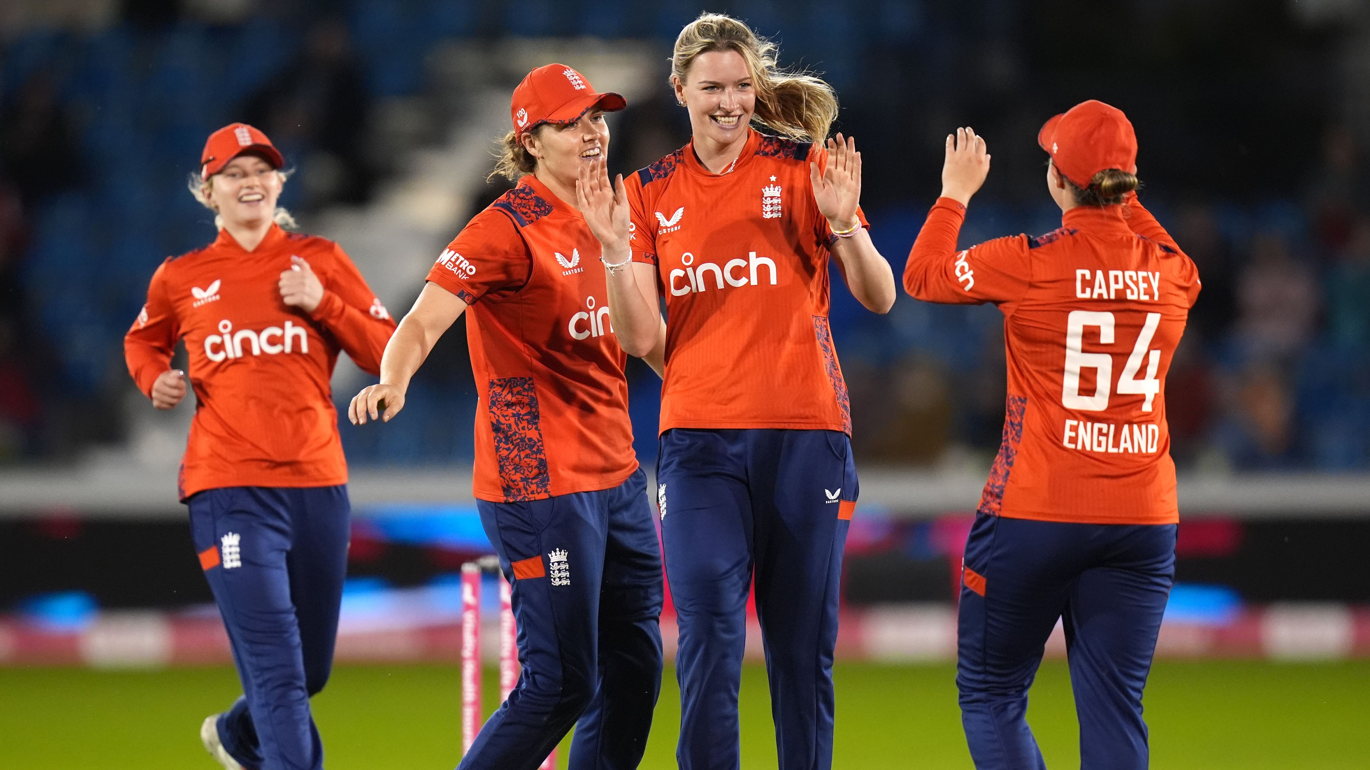 Heather Knight pleased to see England show calmness under pressure