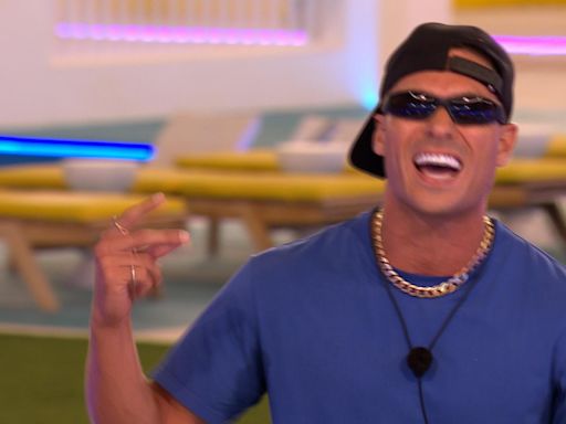 Love Island viewers think Joey Essex missed a trick with his talent show rap