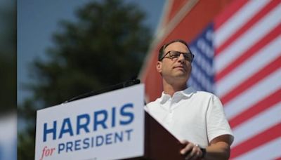 Governor Shapiro joins Harris supporters in Carlisle