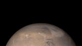Marte pudo haber albergado vida microbiana que alteró el clima, dicen los científicos