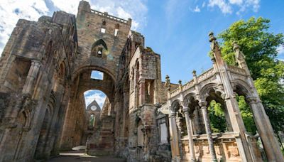 Call to return 700-year-old comb to Jedburgh Abbey