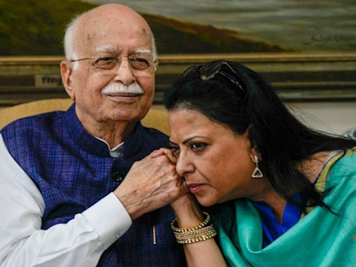 Advani’s health condition stable, under observation: Report