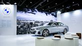 BMW前進2024台北當代藝術博覽會！i5純電豪華房車展演未來移動概念