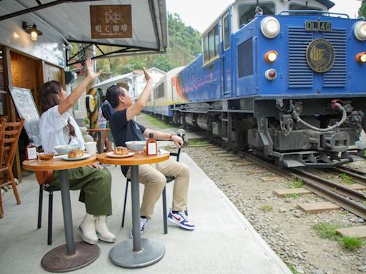 阿里山小火車通車！縣長攜手人氣主播帶你這樣玩最到位 | 蕃新聞