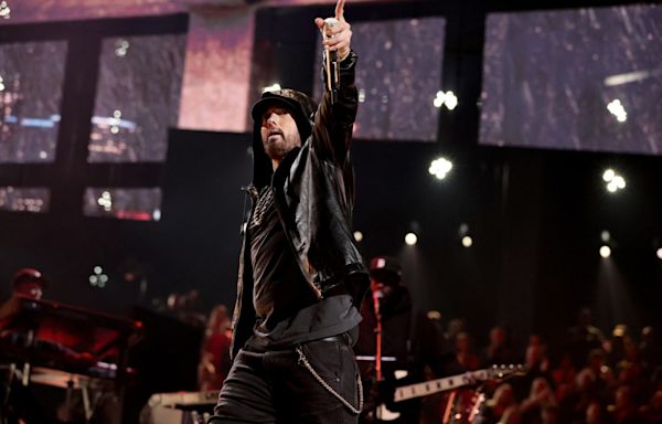 Eminem Returns To The Top 40 With One Of His Most Successful Albums