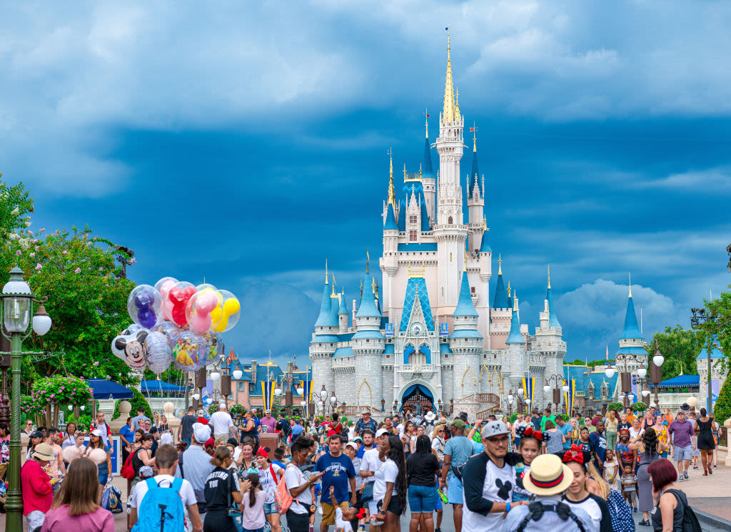 13 North American amusement parks growing the most in popularity