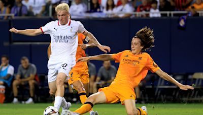 Watch: Real Madrid sensation Joan Martínez faces Vinícius Jr. test in training