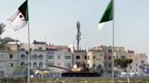 Argelia exhibe su fuerza en el 60 aniversario de su independencia