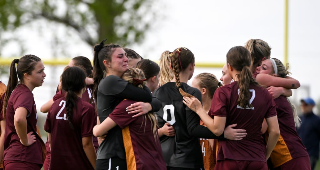 Evergreen’s immediate answer dooms Windsor in the second round of girls soccer state tournament