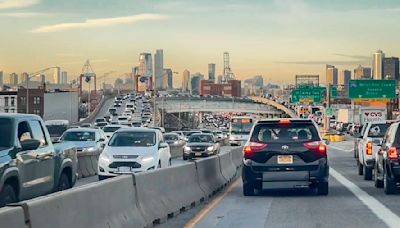 Federal judge hears challenges to NYC’s fee for drivers into Manhattan