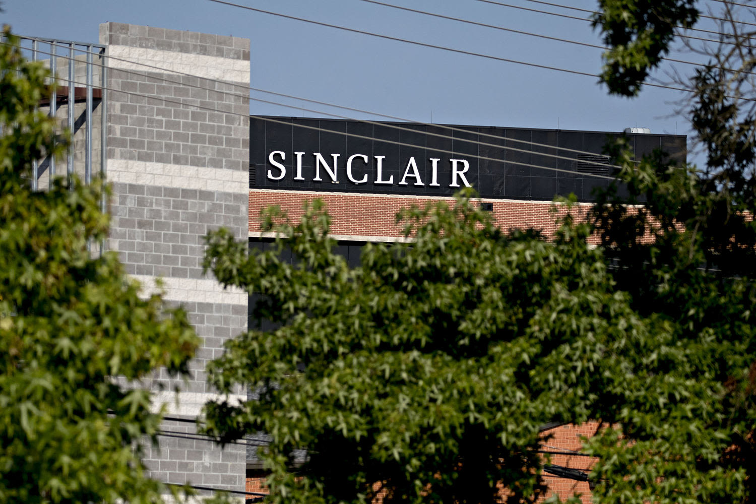 Sinclair explores selling roughly 30% of its broadcast stations, sources say