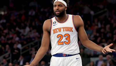 Knicks' Center Exposes Superstar Bias