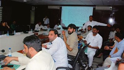 Karnal: Zila Parishad councillors create ruckus over grant distribution