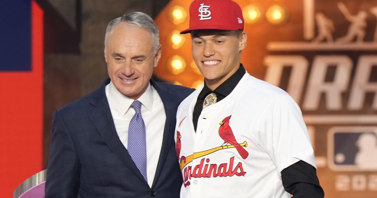 Sources: Cardinals reach over-slot bonus deal with 1st-round pick JJ Wetherholt