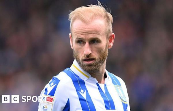 Barry Bannan and Liam Palmer sign new Sheffield Wednesday contracts