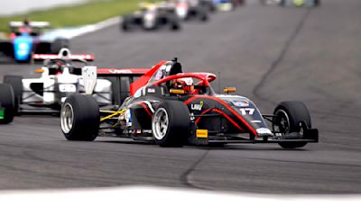 Johnson snatches fourth USF Pro 2000 win in a row at Indy GP