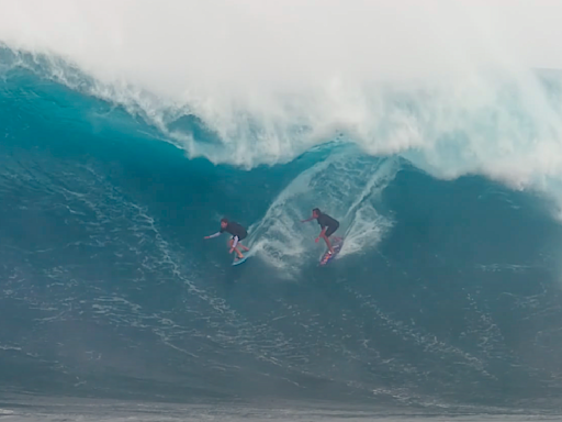 Kai Lenny, Nathan Florence Surf First-Ever Tandem Tube at Jaws (Video)