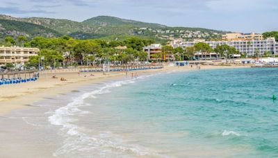 El pueblo soñado que se esconde en el corazón de un paisaje de mar