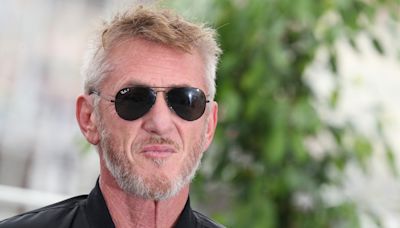 Sean Penn desata su amor por las calles de Madrid junto a una actriz 30 años más joven