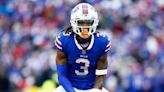 Buffalo Bills safety Damar Hamlin was given CPR and taken off the field in a stretcher, postponing the game against the Bengals