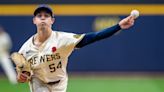 In the crowd and on the field, the Brewers sent a clear message during Craig Counsell's return