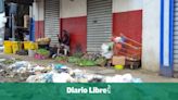 En el mercado de Santiago se ofertan productos hasta después de echarse a la basura