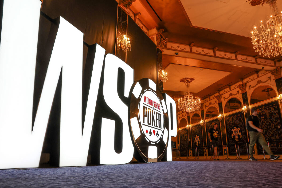 WSOP Main Event money bubble bursts in aces vs. kings hand — VIDEO