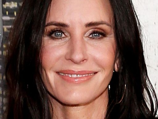 Courteney Cox Chopped Her Hair Into a Piecey Bob