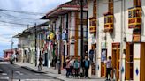 El turismo lleva dólares a Colombia, pero pone a la luz el turismo sexual y la atracción de las drogas