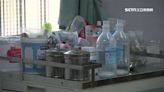 解「生理食鹽水」荒！食藥署2週急輸入88萬袋：沒有1家醫院缺貨