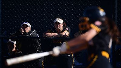 Freedom softball uses 20 hits, 4 homers to rout Parkland in D-11 quarterfinals