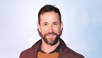 Noah Wyle Says His Nurse Mom Used to Critique His Performance on ‘ER’ Every Week