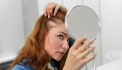 Evita la caída del pelo y ayuda a generar colágeno de forma natural, la hoja verde que debemos incluir en nuestra dieta a partir de los 40