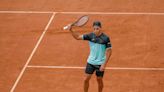 Francisco Cerúndolo venció a Karatsev en el ATP de Bastad, Báez derrotó a Thiem y Diego Schwartzman fue barrido por Pablo Carreño Busta