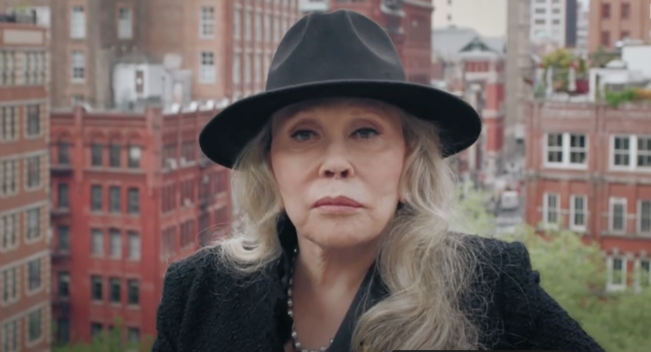 Faye Dunaway’s ‘Complicated’ Legacy Is Examined by Sharon Stone and Mickey Rourke in ‘Faye’ Documentary – Watch Trailer