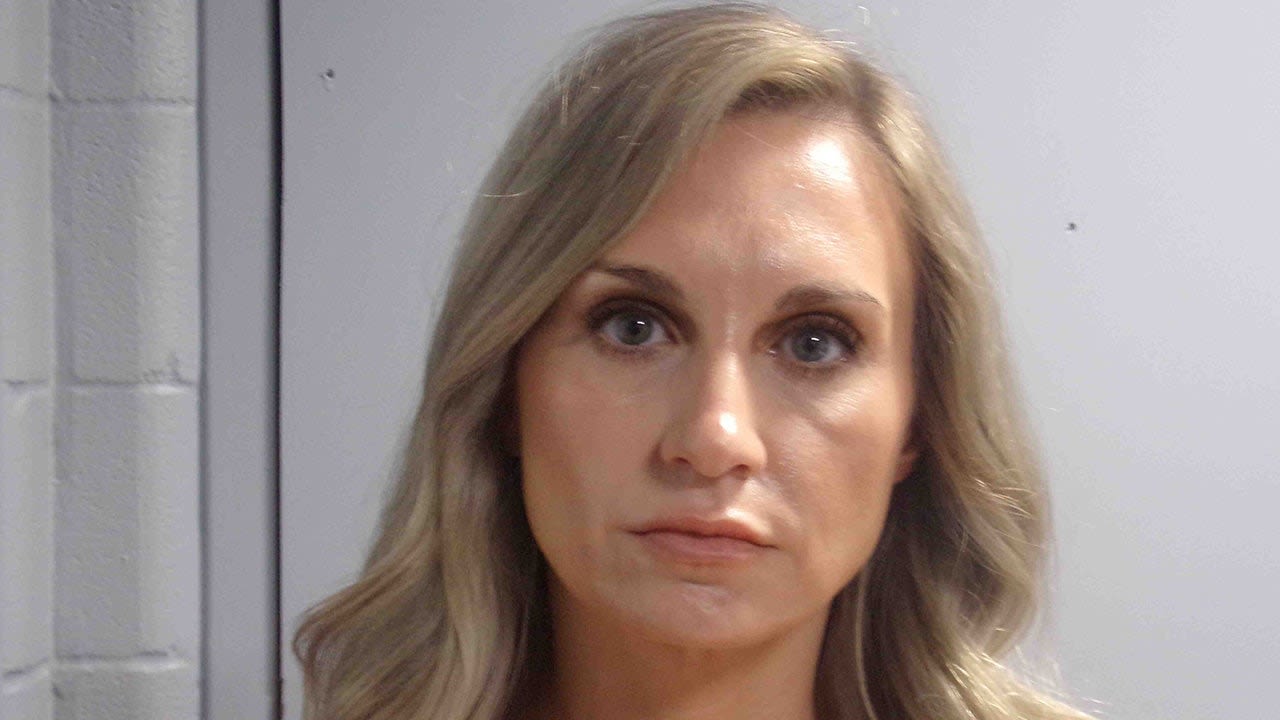 Ex-Louisiana Mayor, Misty Roberts, accused of raping juvenile