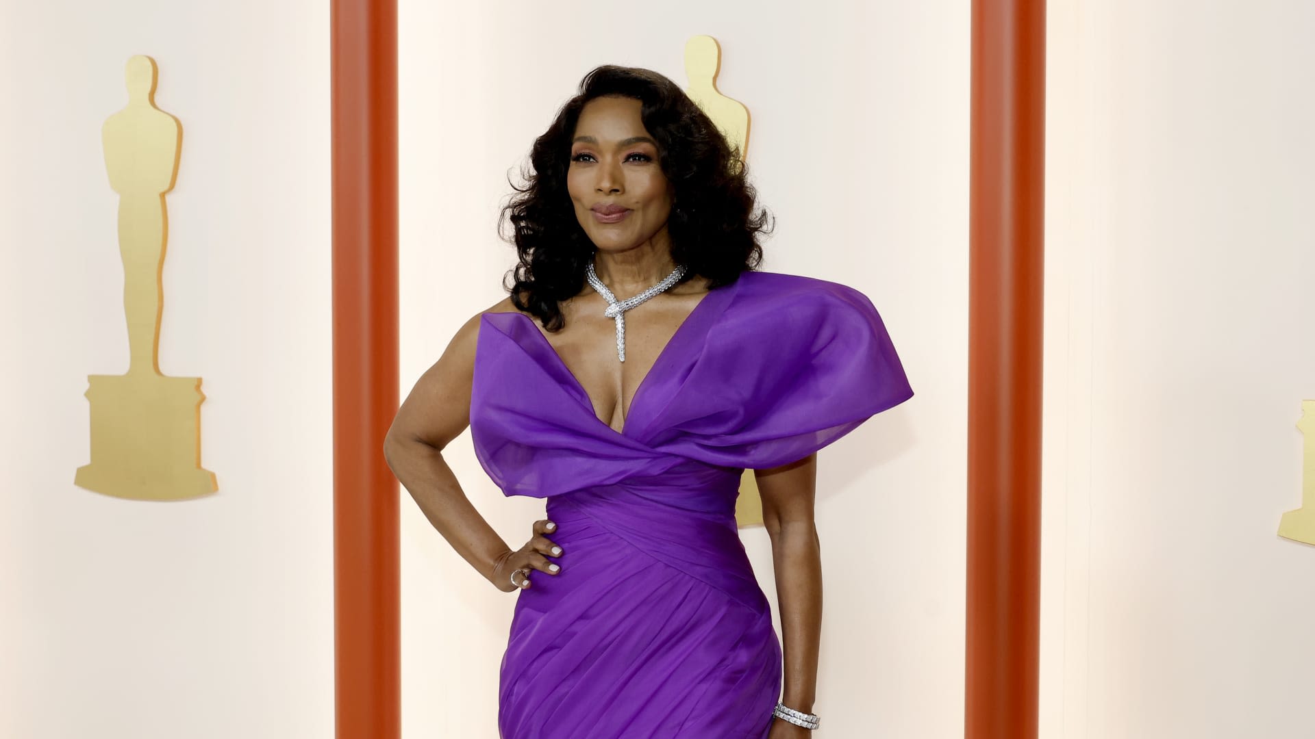 Angela Bassett shares the 5-word phrase her mom used to raise successful children—she 'demanded nothing less than excellence'