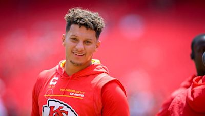 Patrick Mahomes’ physique goes viral again. He joked ‘dad bod’ is key to his success