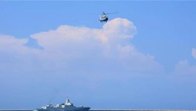 055型驅逐艦現蹤南海？爆2陸艦航經菲沿岸「實戰演練」 - 兩岸