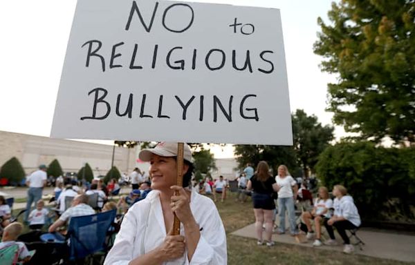 Members of The Church of Jesus Christ of Latter-day Saints to sue over temple, mayor said