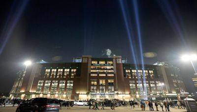 Northern Lights at Lambeau Field Emulated the Perfect Packers Colors
