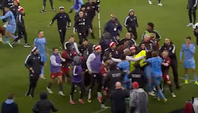 Toronto FC loss to NYCFC ends with violent brawl - Soccer America