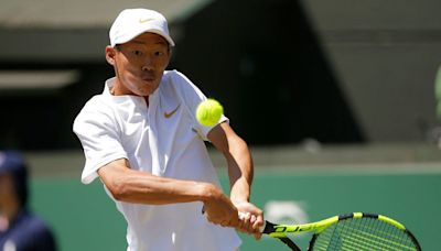 網球／爆冷！曾俊欣對前排名第9名將上演驚奇 直落二擊敗Fognini