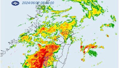 快訊／大雷雨開轟！3縣市警戒 劇烈降雨持續1小時