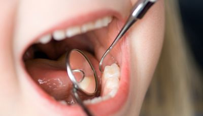 Clinic helps those who can't afford regular dentist visits in Santa Fe