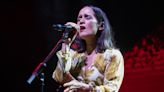 Julieta Venegas pone en pie Cartagena en la primera noche de La Mar de Músicas